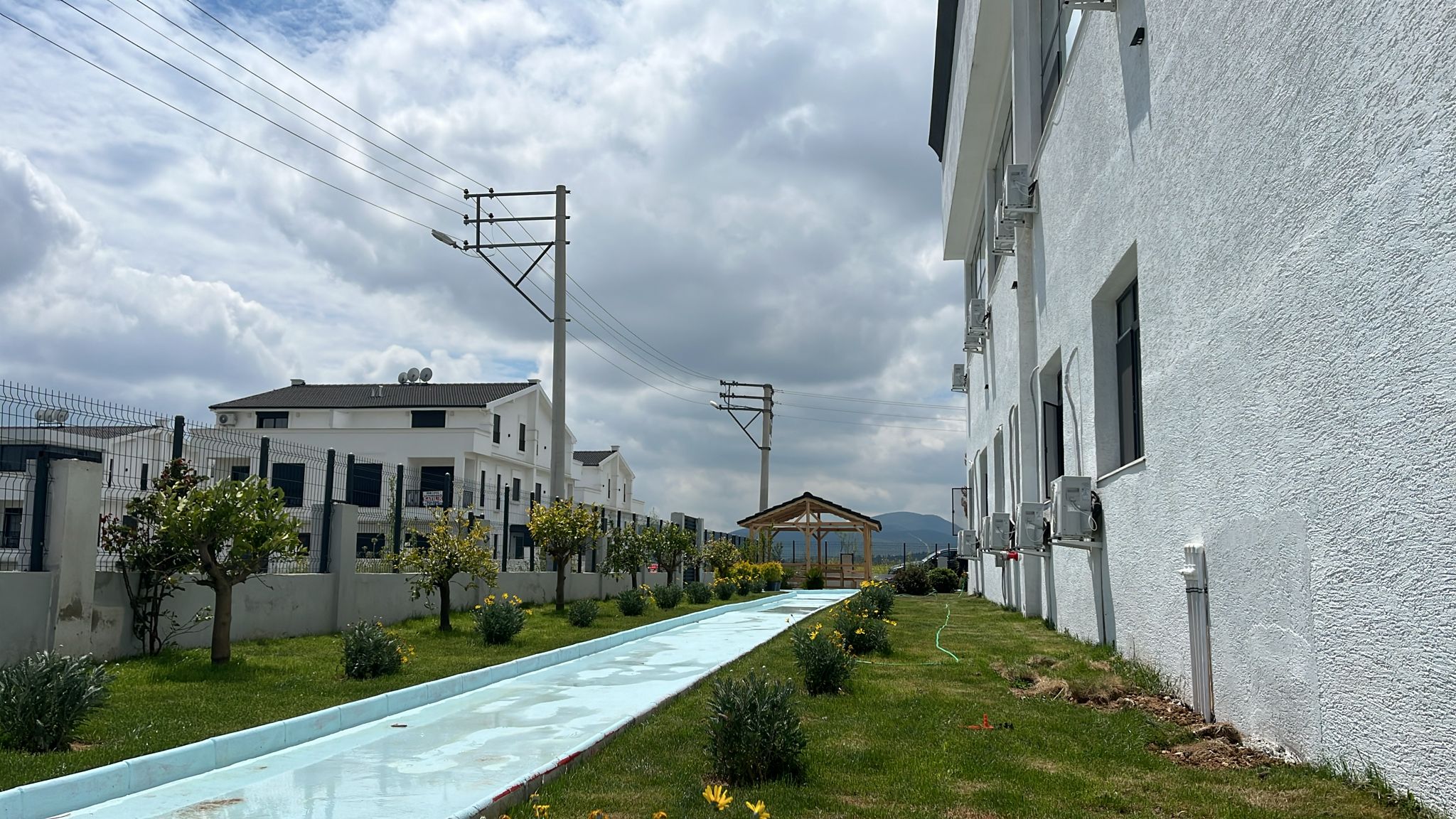 Bahçe ve dinlenme alanı